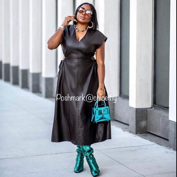 Zara LAMINATED HEELED BOOTS - Picture 15 of 15